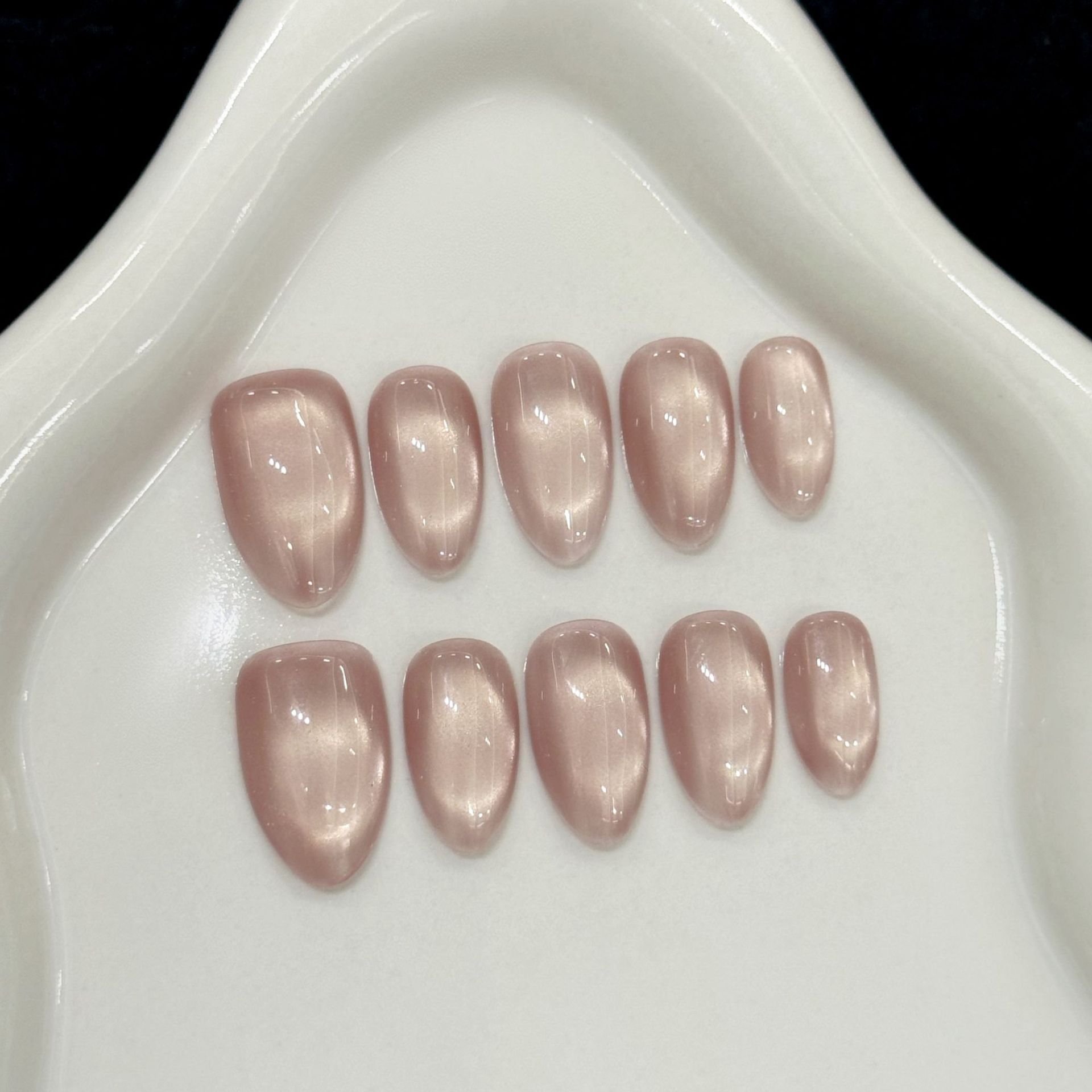 Nail Art Press On - เล็บปลอมกดติด 10 ชิ้น ทำมือ สีพื้น เคลือบเงา